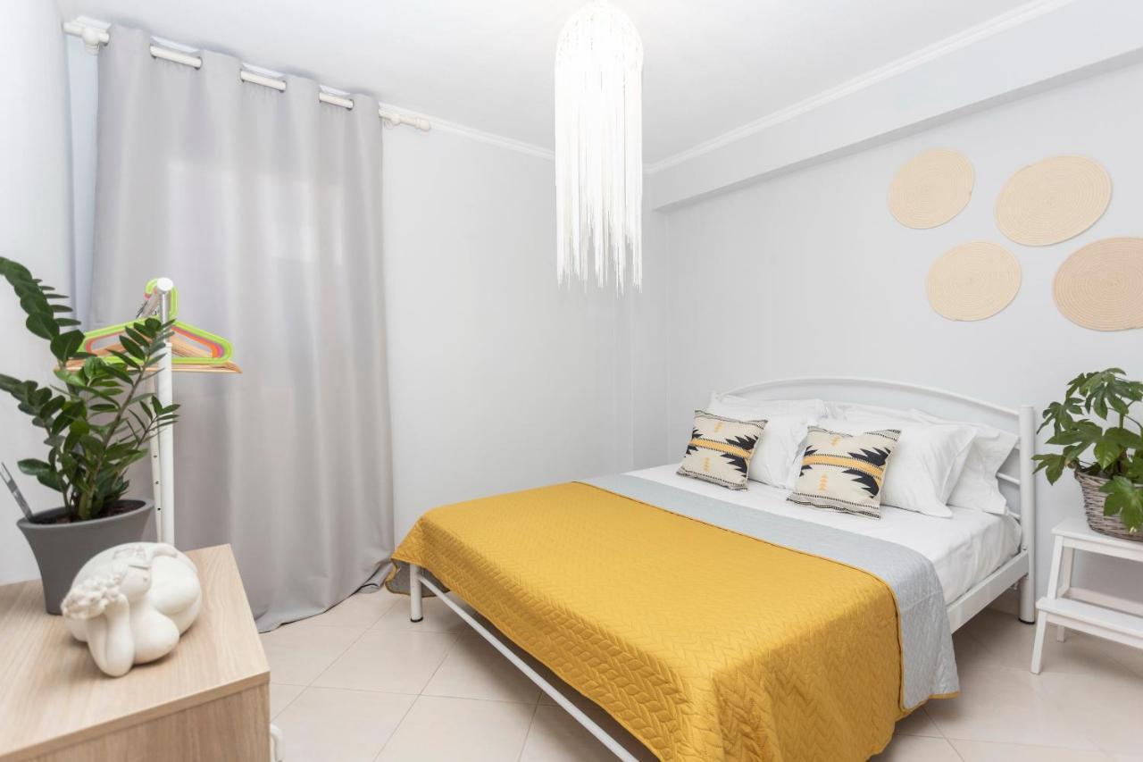 Ikia Apartment Pefkochori Bagian luar foto